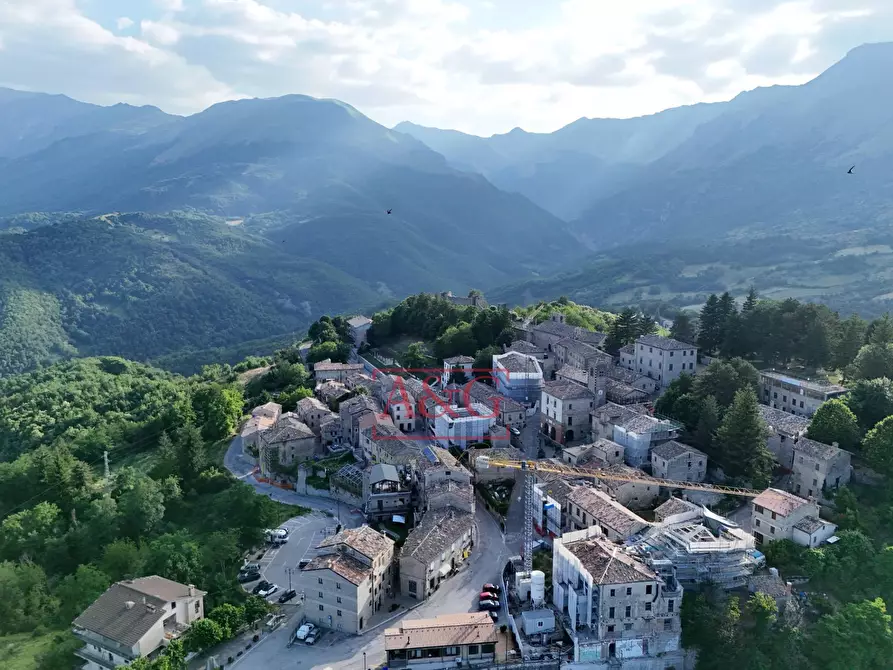 Immagine 42 di Appartamento in vendita  in Viale Stradone 50 a Montemonaco