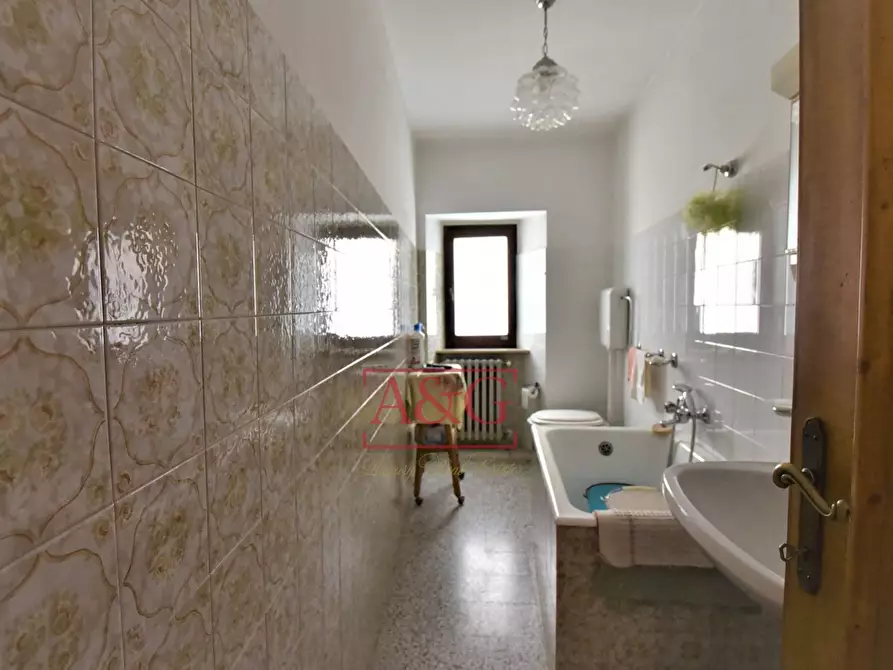 Immagine 12 di Appartamento in vendita  in via Varano 1 a Montefortino