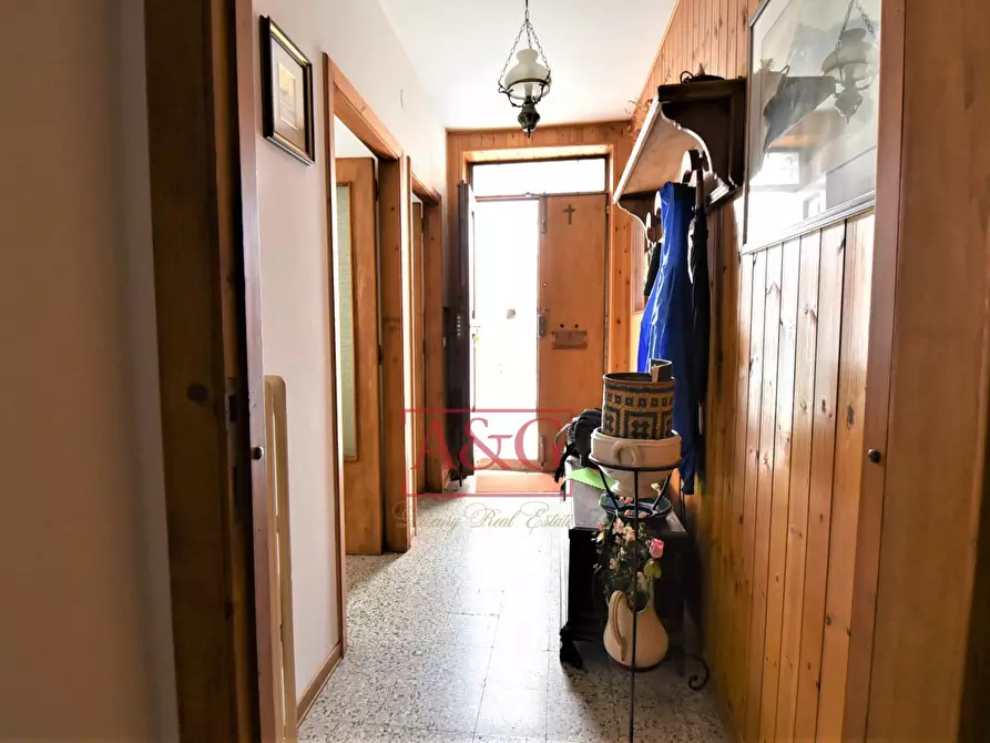 Immagine 8 di Appartamento in vendita  in via Varano 1 a Montefortino