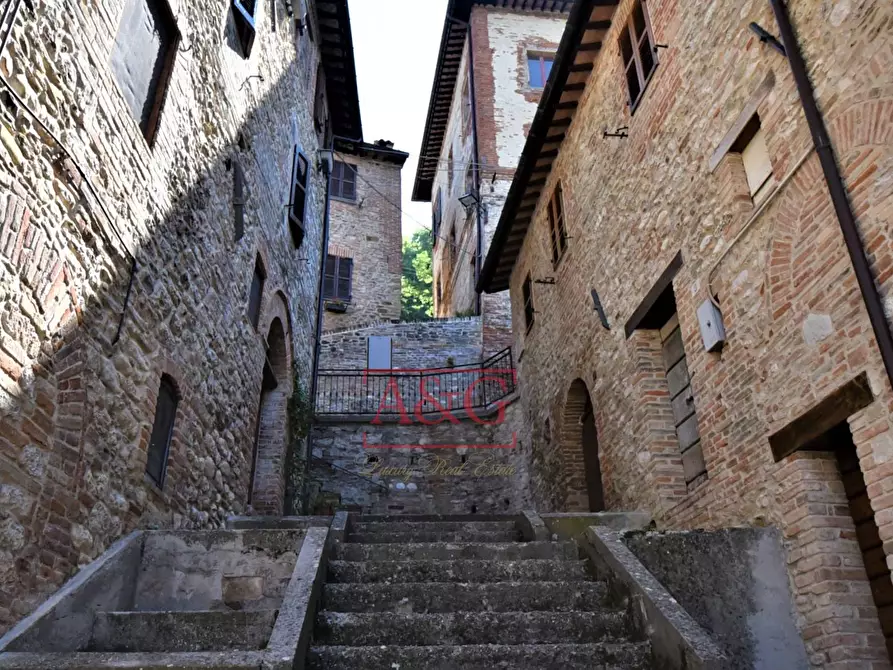 Immagine 25 di Appartamento in vendita  in via Varano 1 a Montefortino