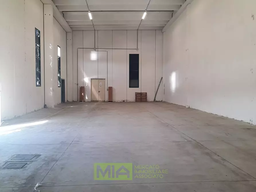 Immagine 1 di Laboratorio   in Via Aso snc a Montefiore Dell'aso