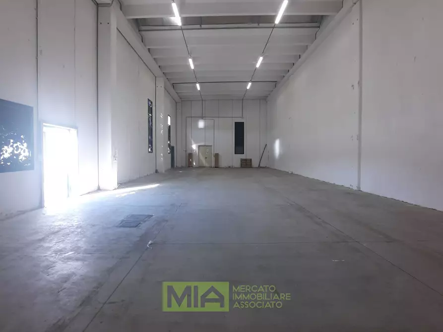 Immagine 3 di Laboratorio   in Via Aso snc a Montefiore Dell'aso