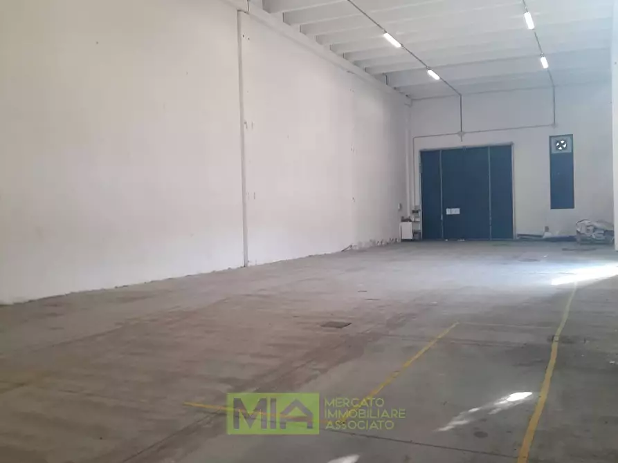 Immagine 10 di Laboratorio   in Via Aso snc a Montefiore Dell'aso