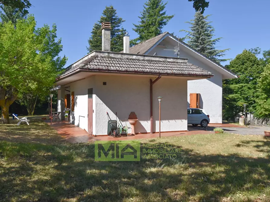 Immagine 3 di Villa in vendita  in Via Rampi a Force