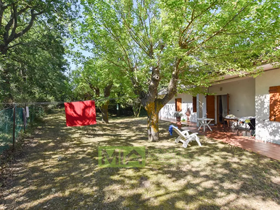 Immagine 6 di Villa in vendita  in Via Rampi a Force