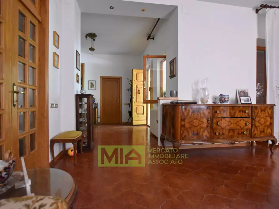 Immagine 17 di Villa in vendita  in Via Rampi a Force