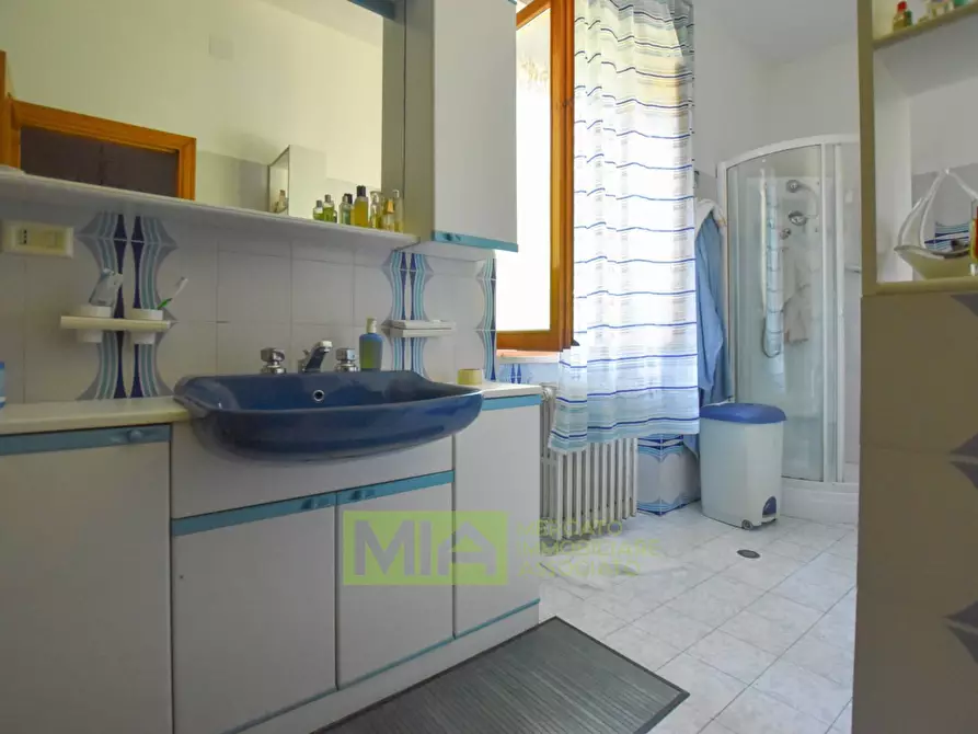 Immagine 27 di Villa in vendita  in Via Rampi a Force