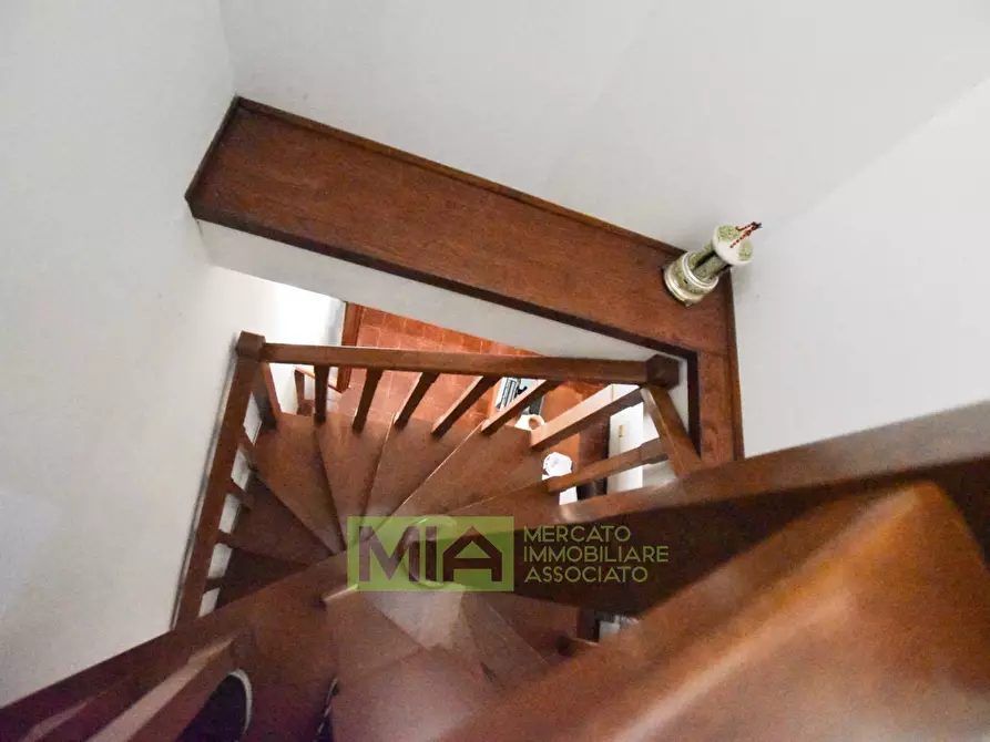 Immagine 28 di Villa in vendita  in Via Rampi a Force