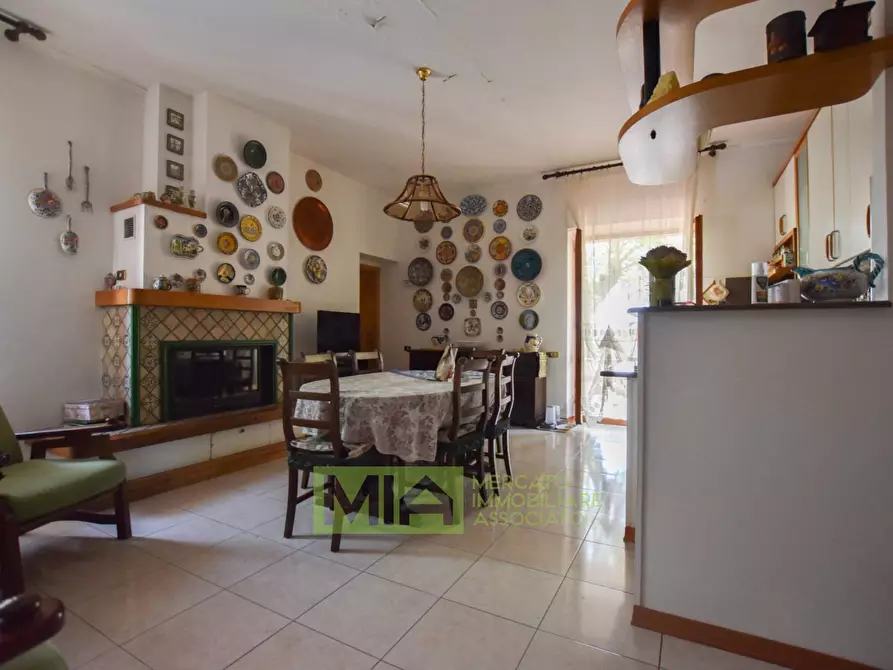 Immagine 40 di Villa in vendita  in Via Rampi a Force