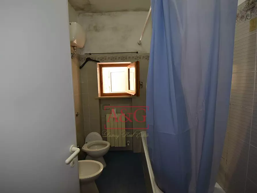 Immagine 6 di Villetta a schiera in vendita  in Via Giacomo Leopardi a Fiastra