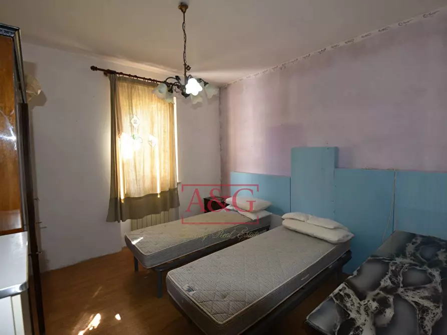 Immagine 7 di Villetta a schiera in vendita  in Via Giacomo Leopardi a Fiastra