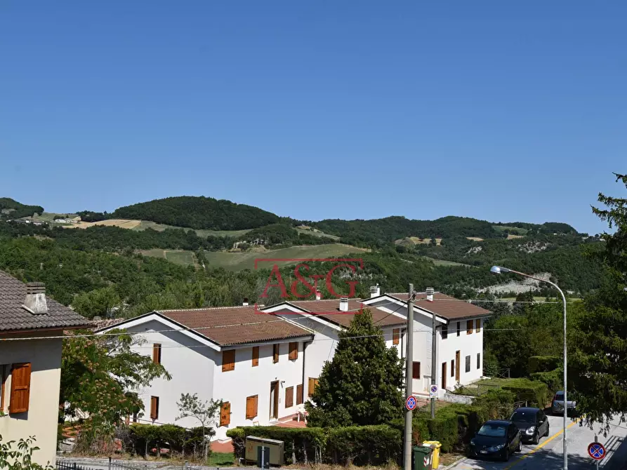 Immagine 14 di Villetta a schiera in vendita  in Via Giacomo Leopardi a Fiastra