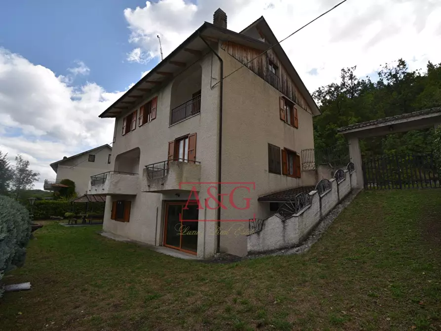 Immagine 8 di Villa in vendita  in Località Montazzolino a Montefortino