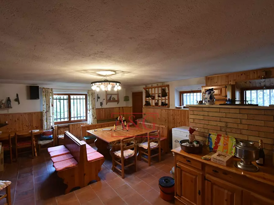 Immagine 18 di Villa in vendita  in Località Montazzolino a Montefortino