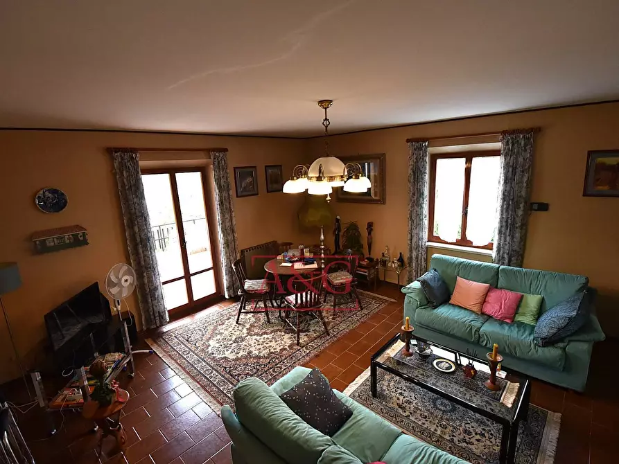 Immagine 27 di Villa in vendita  in Località Montazzolino a Montefortino