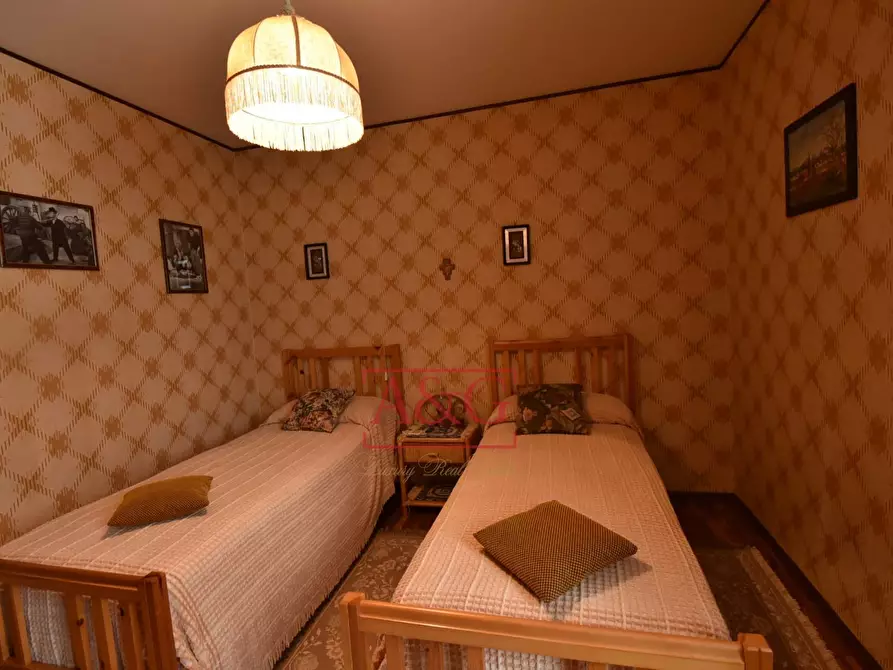 Immagine 44 di Villa in vendita  in Località Montazzolino a Montefortino