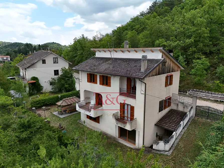 Immagine 1 di Villa in vendita  in Località Montazzolino a Montefortino