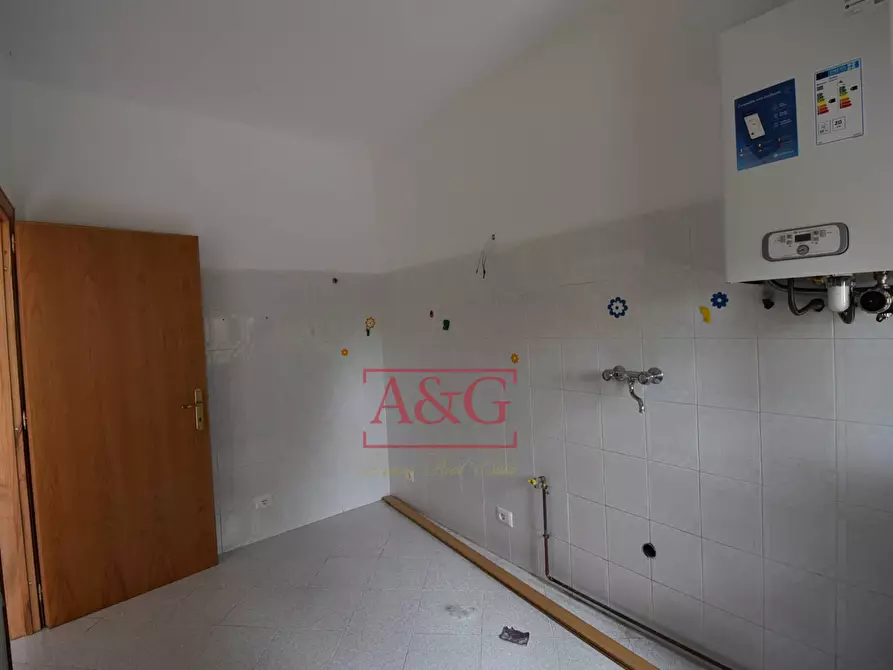 Immagine 9 di Appartamento in vendita  in Viale Stradone 50 a Montemonaco