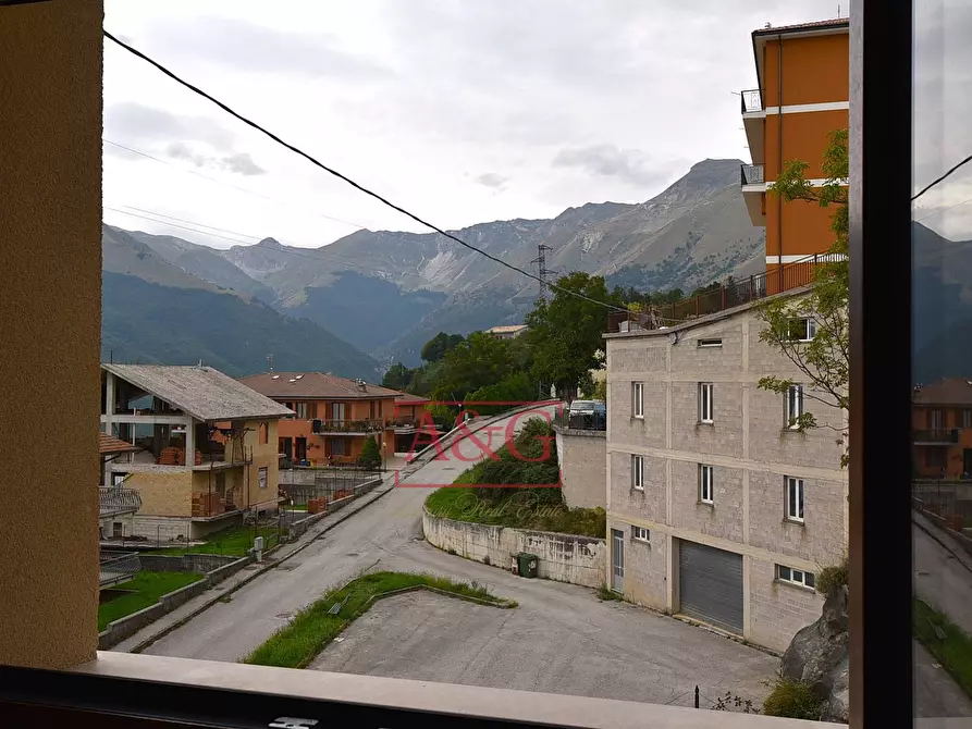 Immagine 15 di Appartamento in vendita  in Viale Stradone 50 a Montemonaco