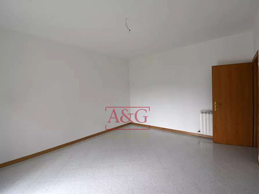 Immagine 10 di Appartamento in vendita  in Viale Stradone 50 a Montemonaco