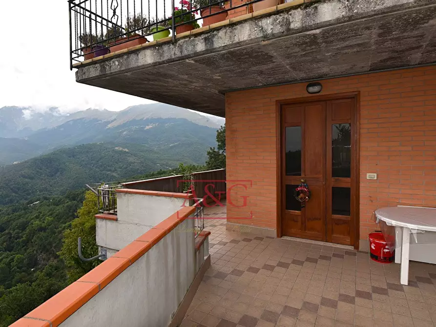 Immagine 2 di Appartamento in vendita  in Via Zona C Due 2 a Montemonaco