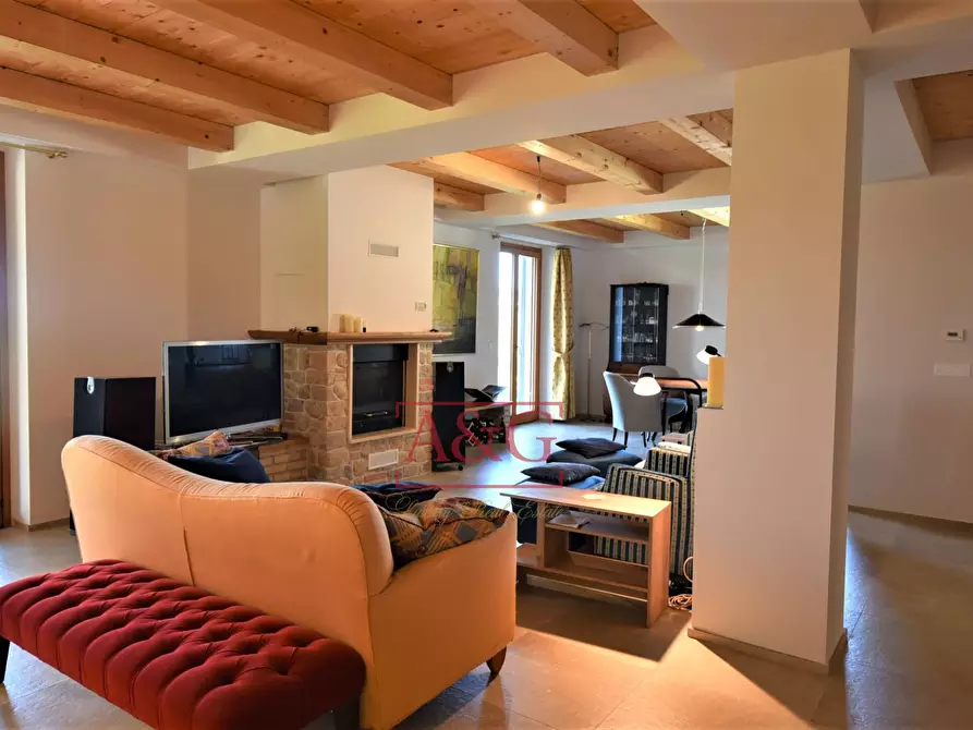 Immagine 13 di Villa in vendita  in Località fossacieca a Montefortino