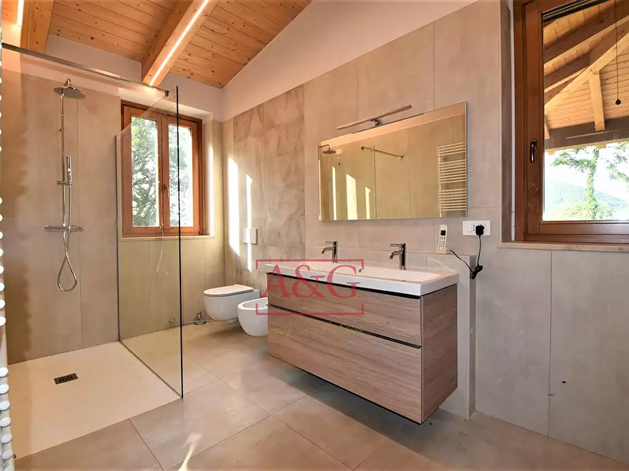 Immagine 29 di Villa in vendita  in Località fossacieca a Montefortino