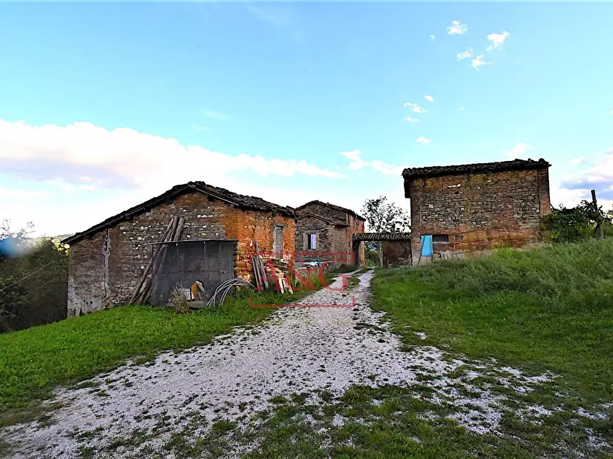Immagine 14 di Rustico / casale in vendita  in Località Villa Rustici a Amandola