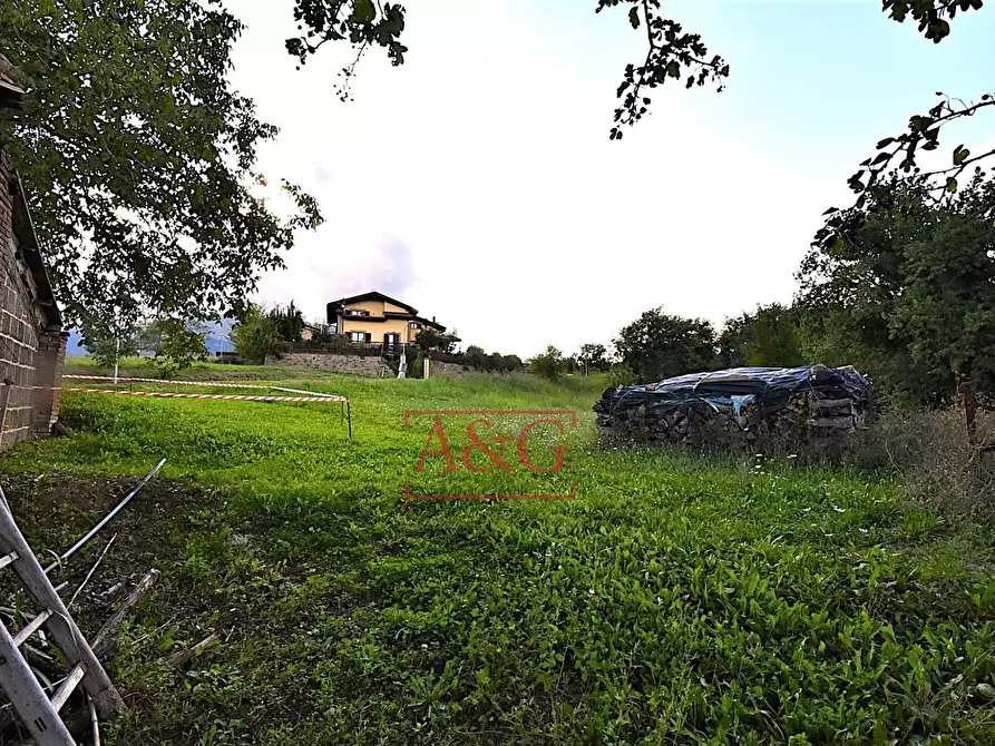 Immagine 15 di Rustico / casale in vendita  in Località Villa Rustici a Amandola