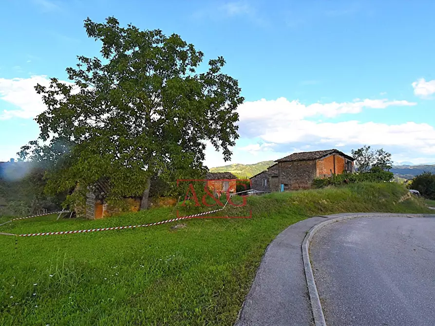 Immagine 17 di Rustico / casale in vendita  in Località Villa Rustici a Amandola