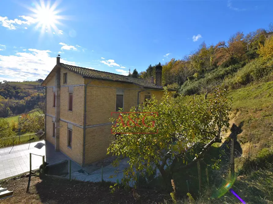 Immagine 8 di Appartamento in vendita  in Loc. Ferrà snc a Montemonaco