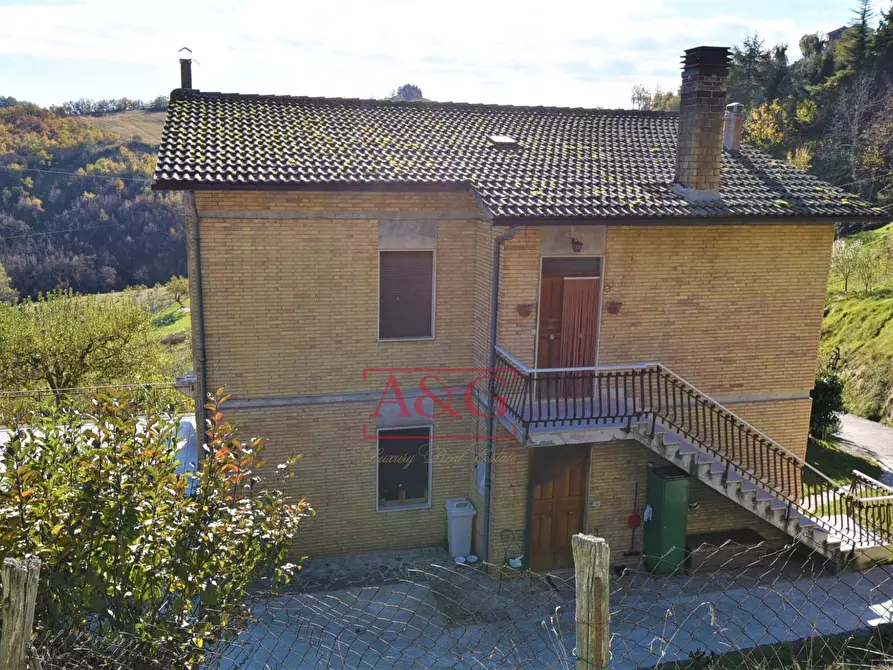 Immagine 2 di Appartamento in vendita  in Loc. Ferrà snc a Montemonaco