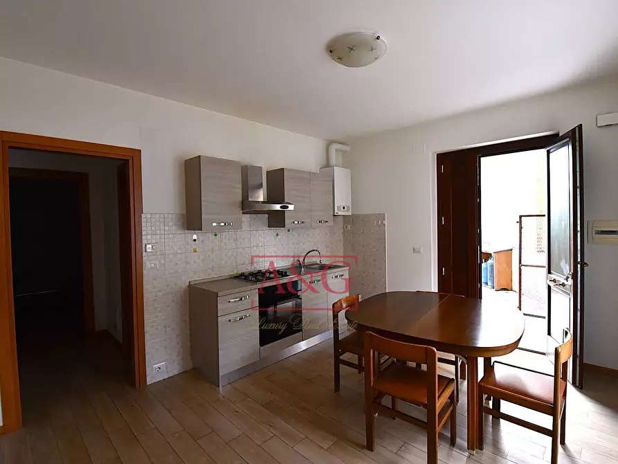 Immagine 6 di Appartamento in vendita  in Via John Fitzgerald Kennedy 3/A a Amandola