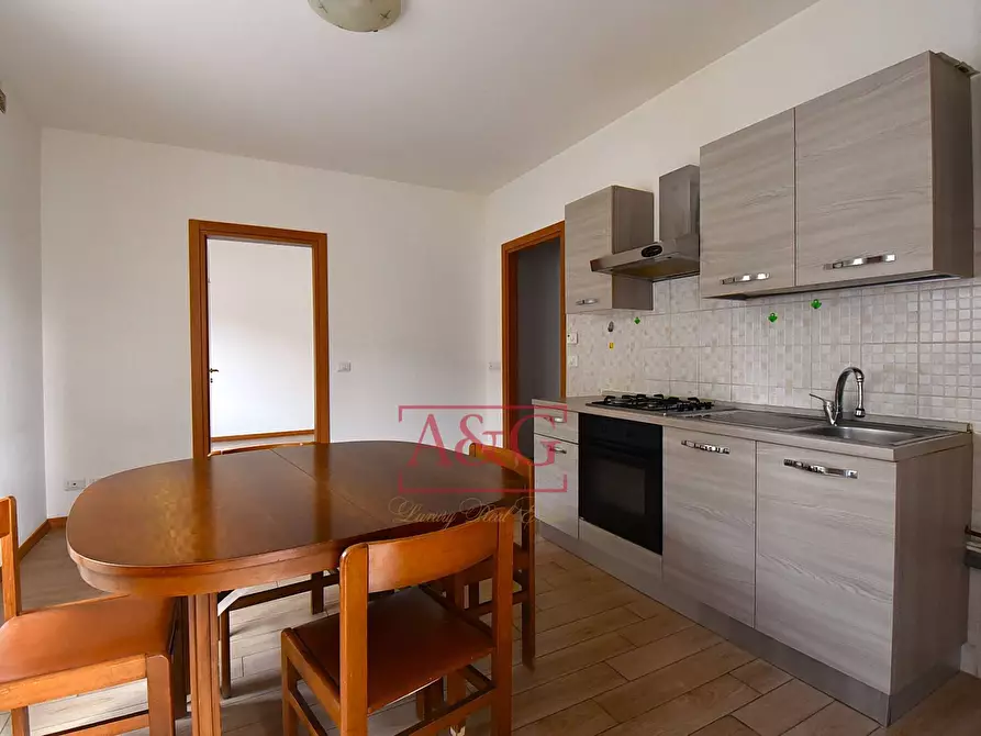 Immagine 5 di Appartamento in vendita  in Via John Fitzgerald Kennedy 3/A a Amandola