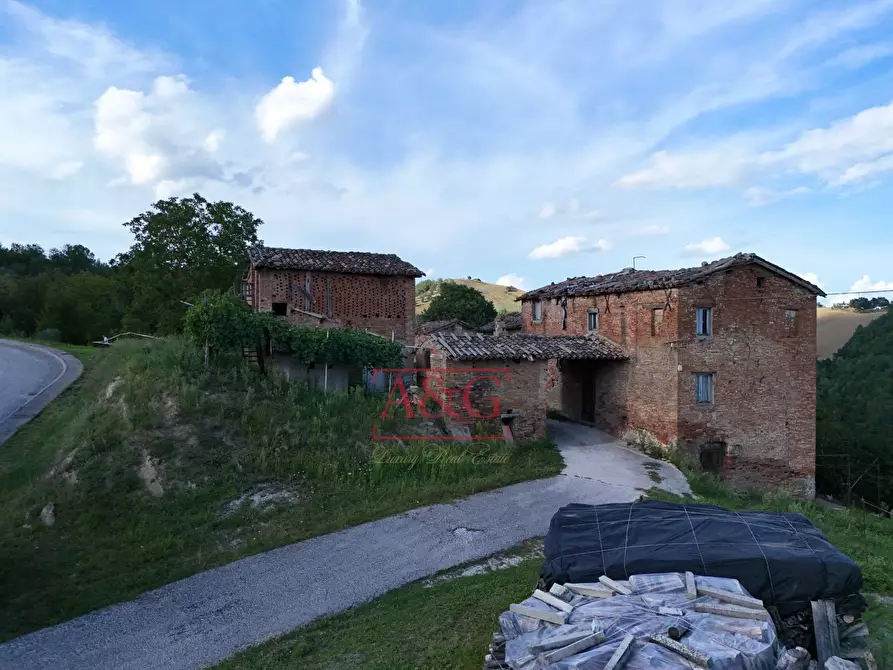 Immagine 24 di Rustico / casale in vendita  in Località Villa Rustici a Amandola