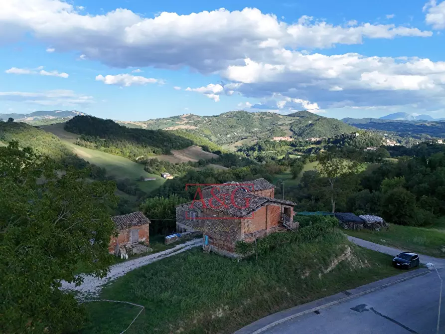 Immagine 27 di Rustico / casale in vendita  in Località Villa Rustici a Amandola