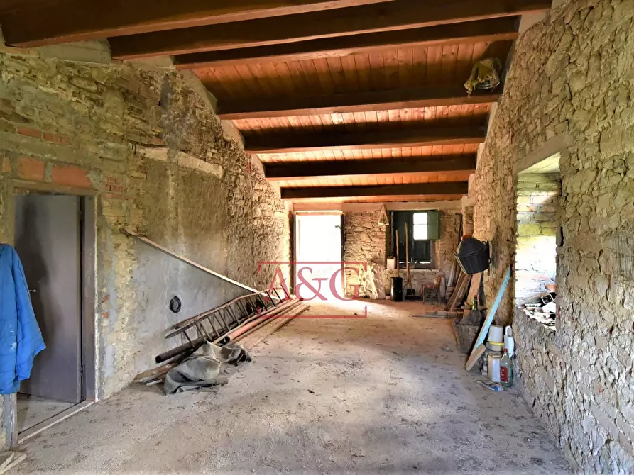 Immagine 11 di Appartamento in vendita  in Località Villa Francucci a Amandola