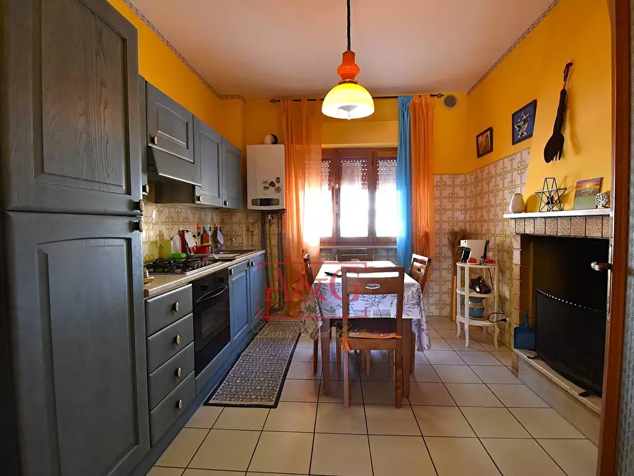 Immagine 7 di Appartamento in vendita  in Via Aldo Moro 9 a Amandola