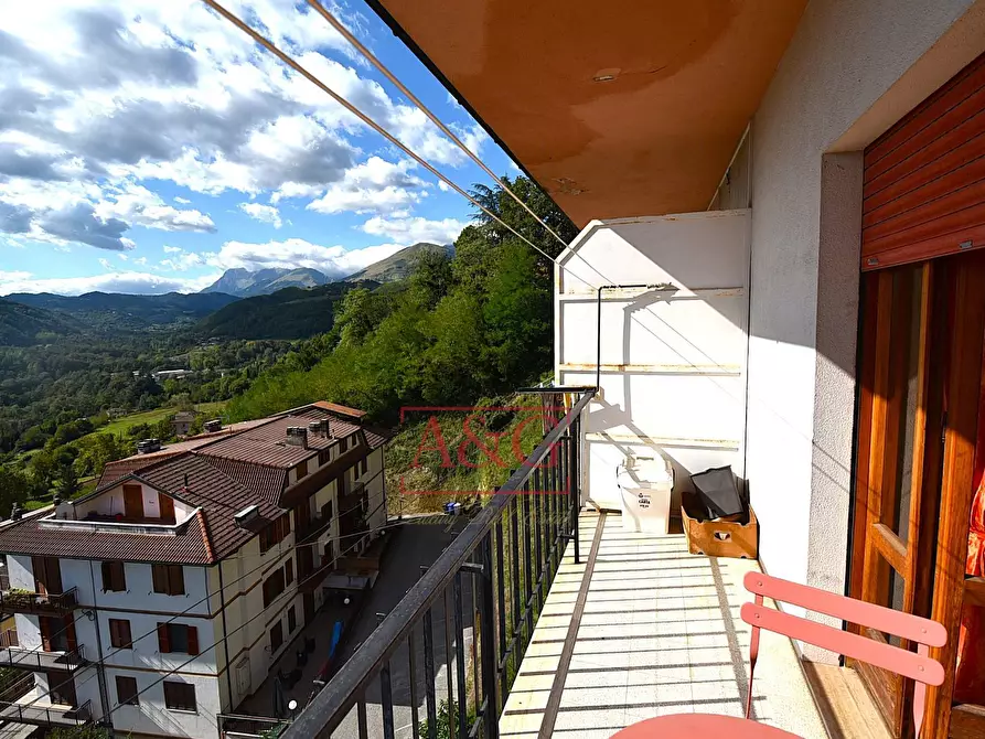 Immagine 11 di Appartamento in vendita  in Via Aldo Moro 9 a Amandola