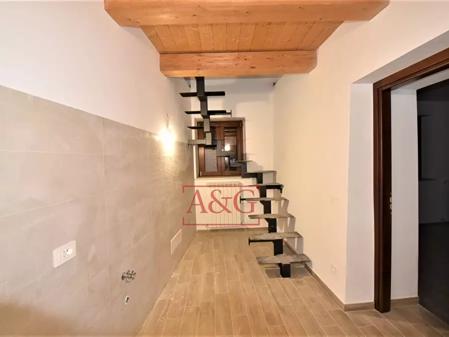 Immagine 20 di Casa indipendente in vendita  in VILLA SALVI a Amandola