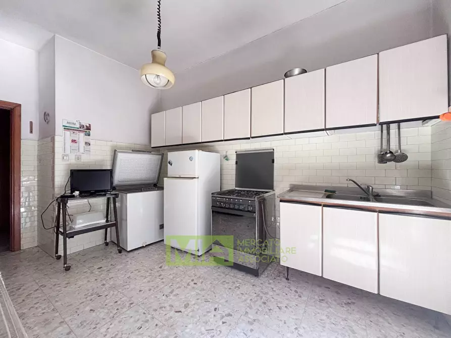 Immagine 18 di Casa indipendente in vendita  in Via Ugo La Malfa 431 a Amandola