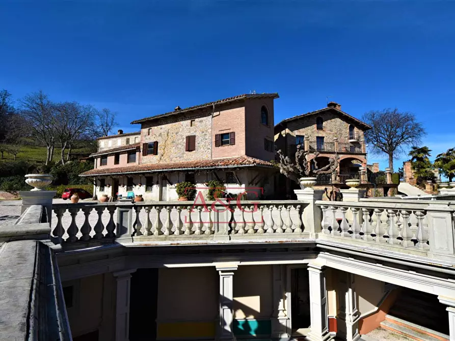 Immagine 4 di Villa in vendita  in contrada Pretattoni snc a Montefortino