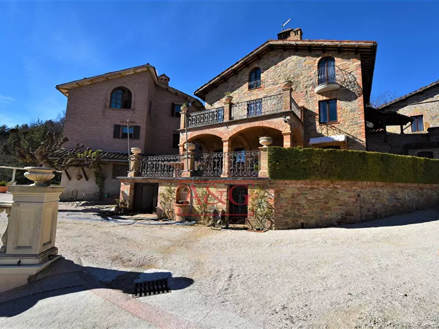 Immagine 11 di Villa in vendita  in contrada Pretattoni snc a Montefortino