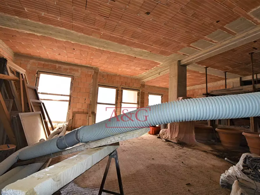 Immagine 115 di Villa in vendita  in contrada Pretattoni snc a Montefortino