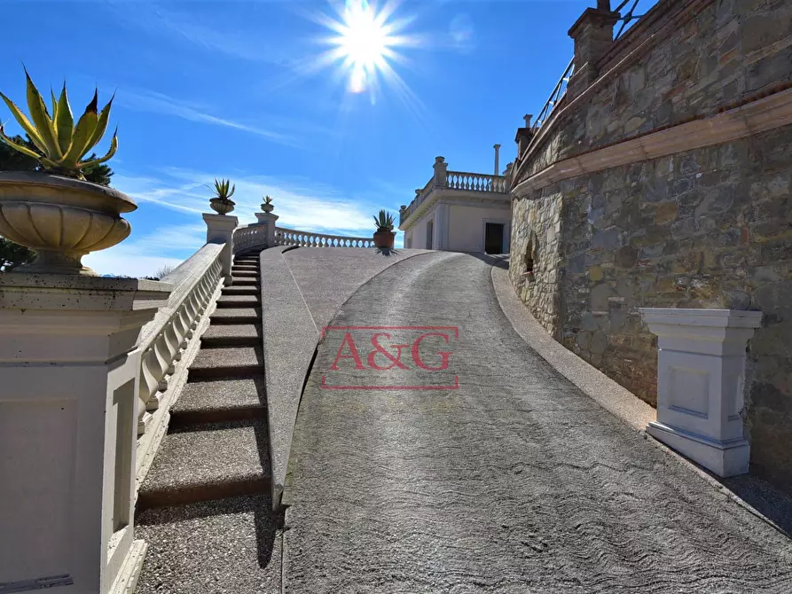 Immagine 33 di Villa in vendita  in contrada Pretattoni snc a Montefortino