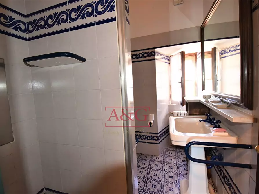 Immagine 82 di Villa in vendita  in contrada Pretattoni snc a Montefortino