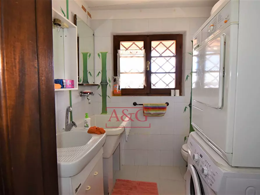 Immagine 87 di Villa in vendita  in contrada Pretattoni snc a Montefortino