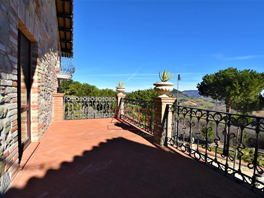 Immagine 96 di Villa in vendita  in contrada Pretattoni snc a Montefortino