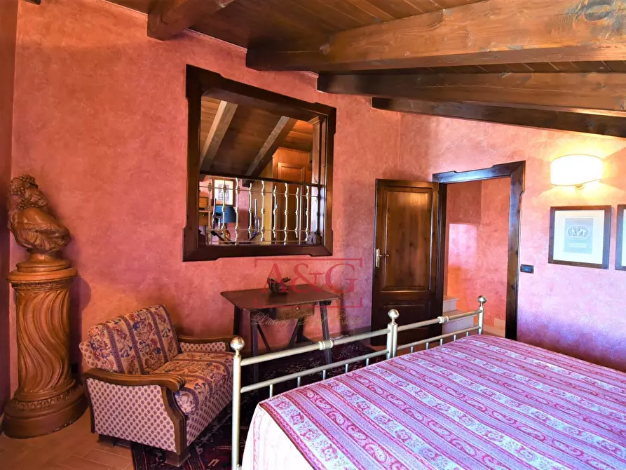 Immagine 103 di Villa in vendita  in contrada Pretattoni snc a Montefortino