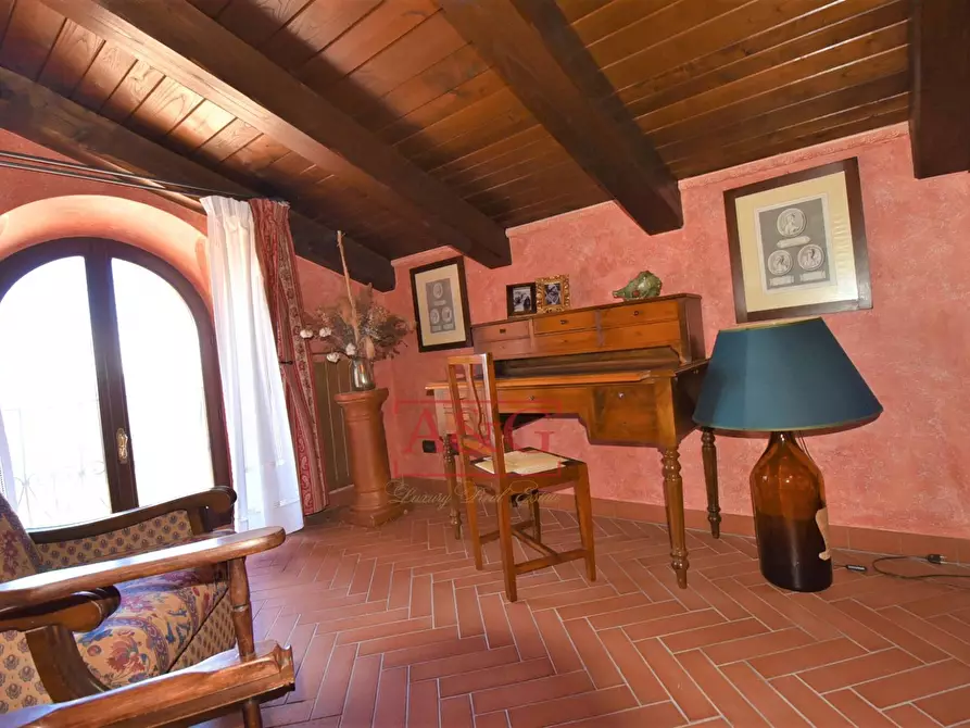 Immagine 107 di Villa in vendita  in contrada Pretattoni snc a Montefortino